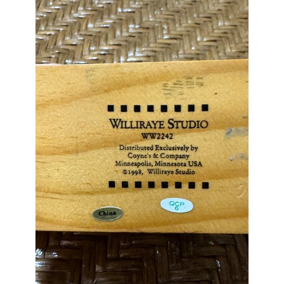 1998 Williraye Studios WW2242 Snowman With Heart Star Christmas Figurine - Picture 7 of 8